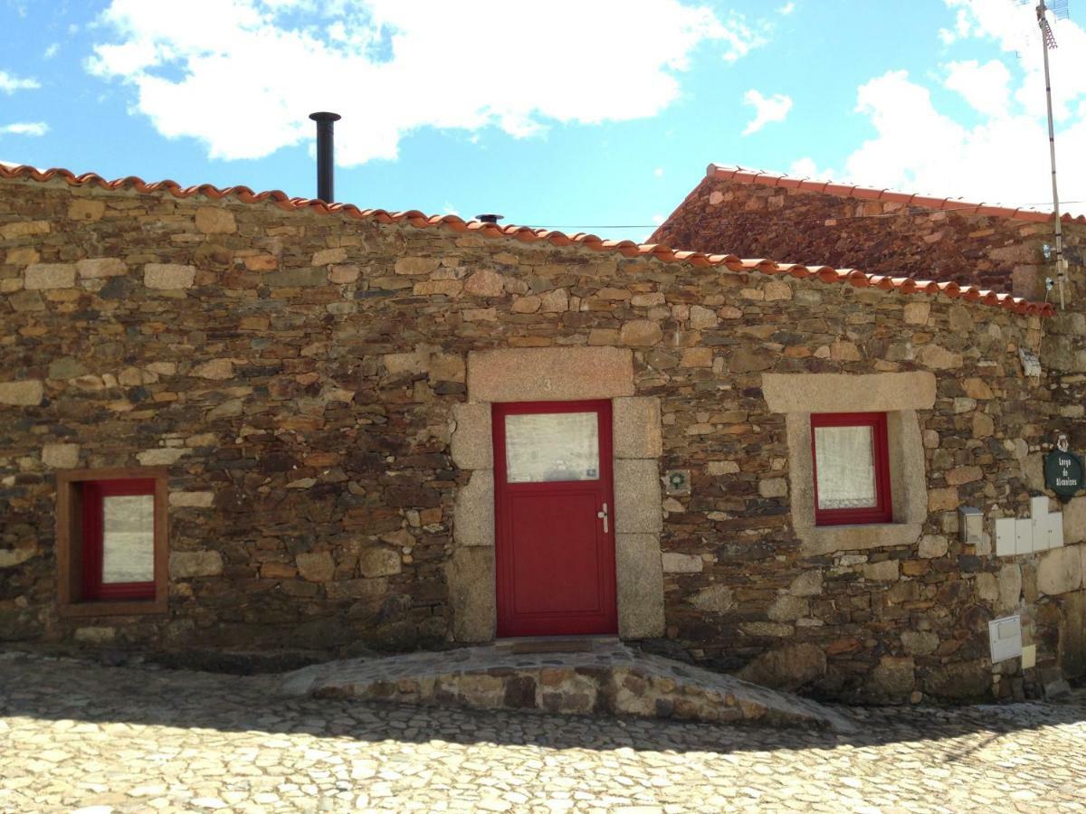 Hotel Palheiro Do Castelo - Patio Sabugal Exterior foto